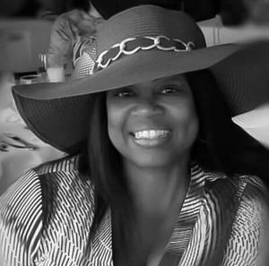 Meet your Posher, Cynthia